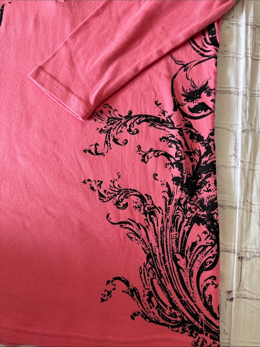 Roper Women's XL Long Sleeve Snap Button Henley Graphic Studded Cross Pink Shirt - Picture 4 of 6